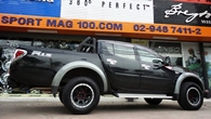 MITSUBISHI-TRITON