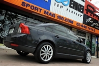 VOLVO-S80