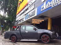 MITSUBISHI-TRITON