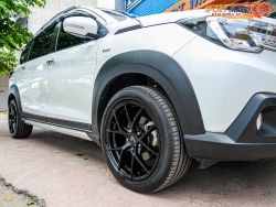 Suzuki Xl7 จัดล้อลายฮิตLenso Jager Dyna 17x7.5 5/114 et35 กับยางตัวท็อป Michelin Primacy4 ขนาด 215/50R17 