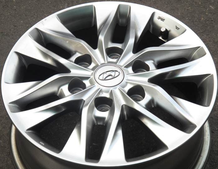 แม็กซ์มือสอง Hyundai New H1-Elite บรอนซ์ 16นิ้ว(ลาดพร้าว) ล้อแม็ก แม็กซ์มือสอง Hyundai New H1-Elite บรอนซ์ 16นิ้ว(ลาดพร้าว)