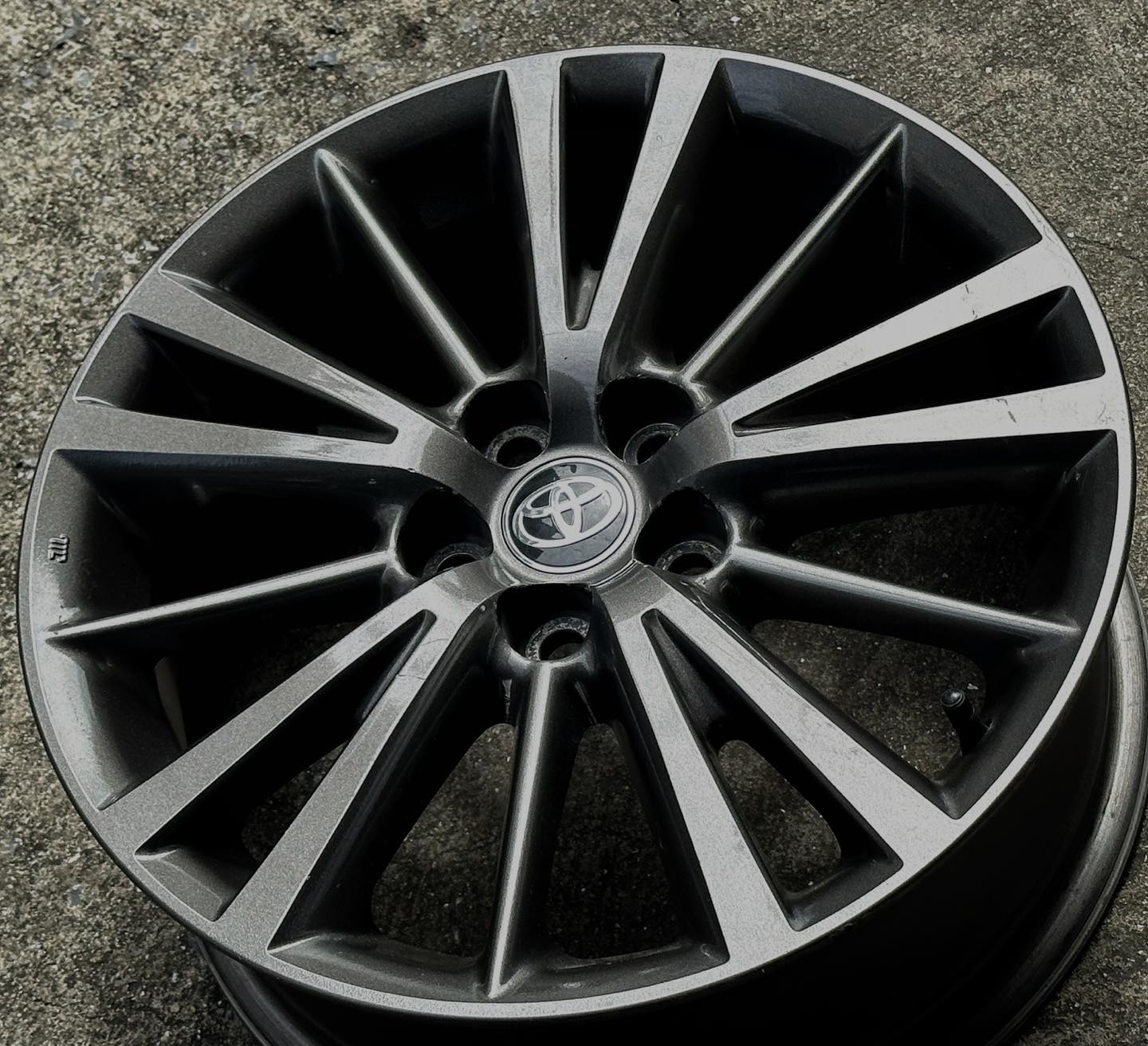 ล้อแม็กมือสอง Toyota New Altis 5รู100 กันเมทาลิก 6.5-16นิ้ว(รามอินทรา) ล้อแม็ก ล้อแม็กมือสอง Toyota New Altis 5รู100 กันเมทาลิก 6.5-16นิ้ว(รามอินทรา)
