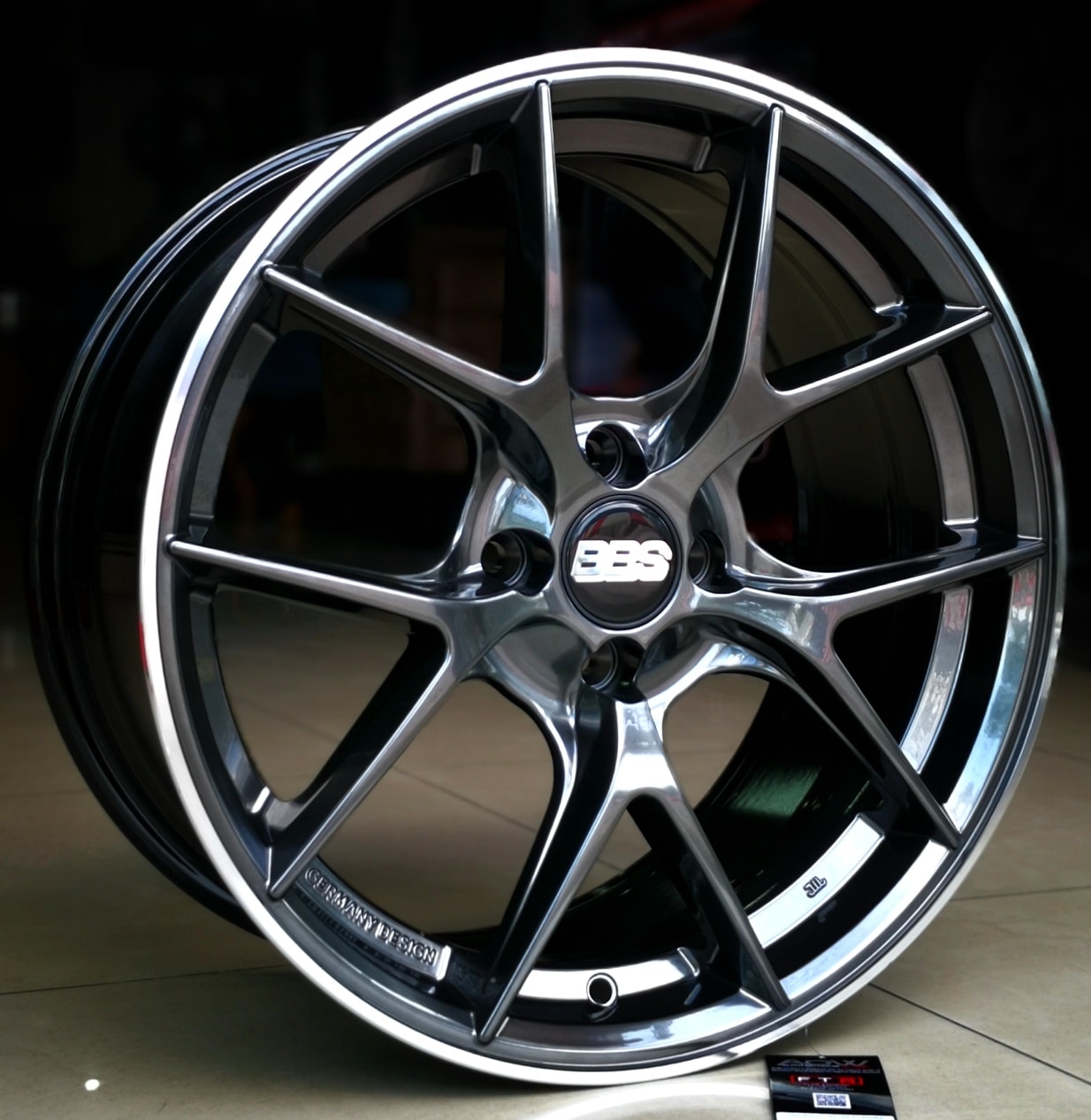 ล้อแม็กใหม่เบา Flowforming CIR 4รู100 ET35 สีไฮเปอร์ดาร์ค 8-17นิ้ว ล้อแม็ก ล้อแม็กใหม่เบา Flowforming CIR 4รู100 ET35 สีไฮเปอร์ดาร์ค 8-17นิ้ว