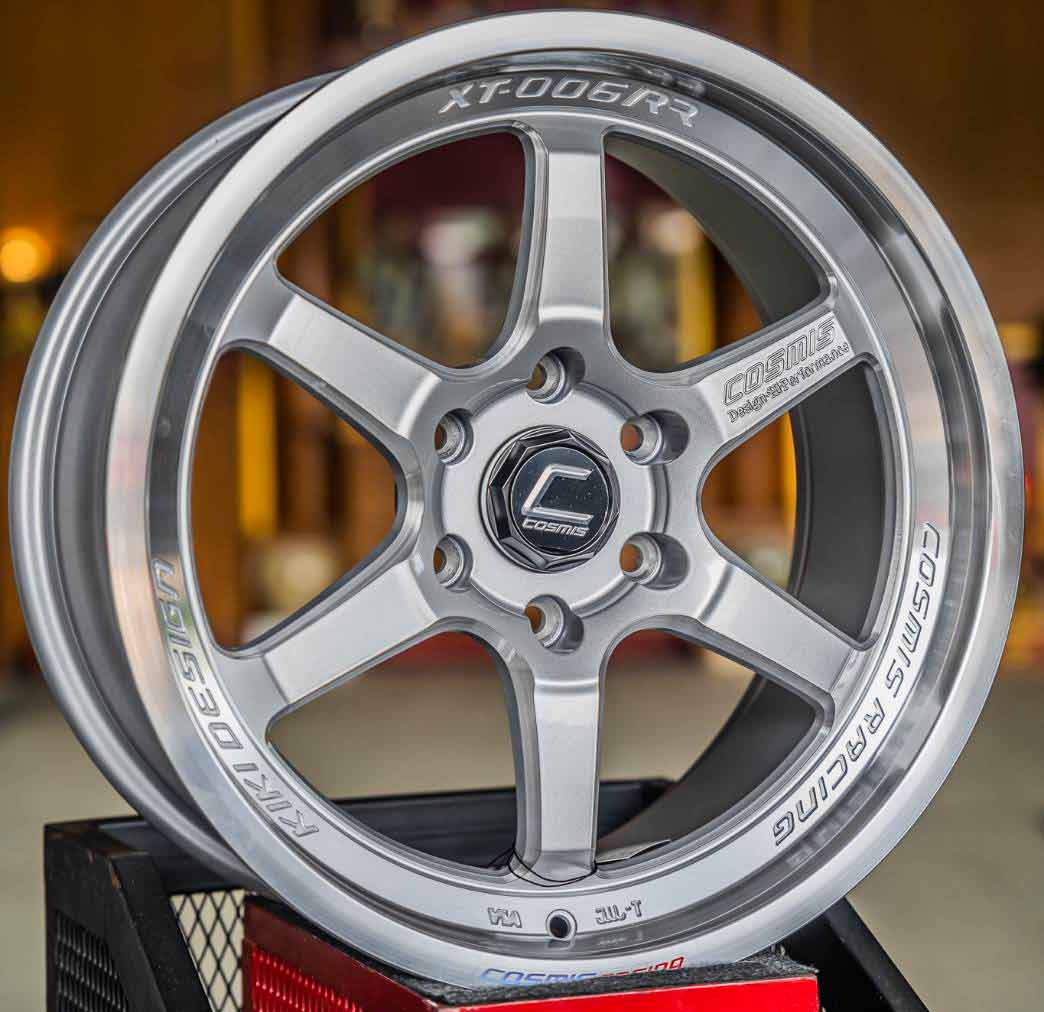 ล้อแม็ก ล้อแม็กใหม่ COSMIS XT006RR 6รู130 ET35 ซิลเวอร์ 8.5-18นิ้ว(รถToyotaตู้ตัวใหม่)