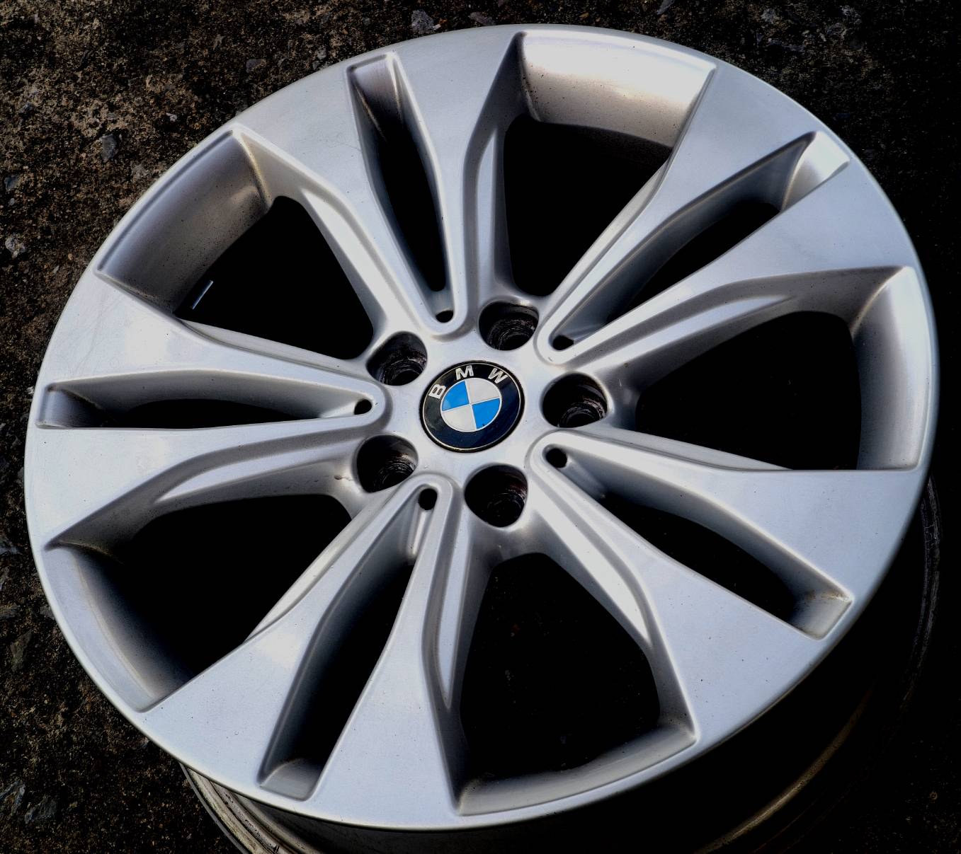 ล้อแม็กแท้ศูนย์ BMW X1 5รู112 ET51 ซิลเวอร์ 7.5-18นิ้ว(รามอินทรา) ล้อแม็ก ล้อแม็กแท้ศูนย์ BMW X1 5รู112 ET51 ซิลเวอร์ 7.5-18นิ้ว(รามอินทรา)