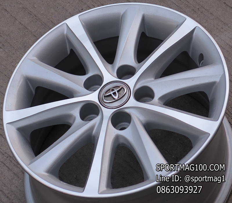 แม็กซ์มือสอง Camry 5รู114 ET45 ไฮบริด-16นิ้ว(ลาดพร้าว) ล้อแม็ก แม็กซ์มือสอง Camry 5รู114 ET45 ไฮบริด-16นิ้ว(ลาดพร้าว)