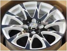สินค้าใหม่ : แม็กซ์ใหม่ Mic Racing3115 สีขาวหน้าดำ 4รู100 15นิ้ว