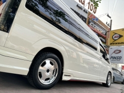  Toyota Majesty 6รู130 8-18นิ้ว ออฟเซทหน้า40 หลัง35 ยาง Dcenti 255/55R18