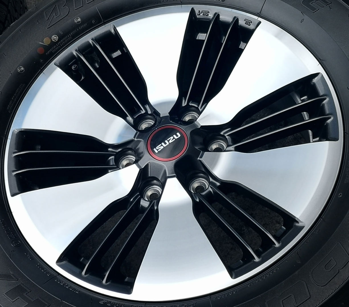แม็กซ์ป้ายแดง AllNew isuzu 2020 6รู139 สีดำหน้าเงา 7-18นิ้ว(รามอินทรา) ล้อแม็ก แม็กซ์ป้ายแดง AllNew isuzu 2020 6รู139 สีดำหน้าเงา 7-18นิ้ว(รามอินทรา)