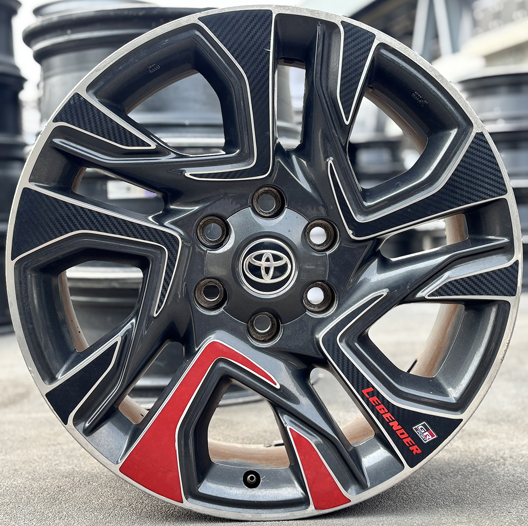 ล้อแม็ก ล้อแม็กมือสอง Toyota Fortuner Legender GR ขอบ20นิ้ว กว้าง7.5นิ้ว 6รู139.7 Offset30 สีเทา(ลาดพร้าว)