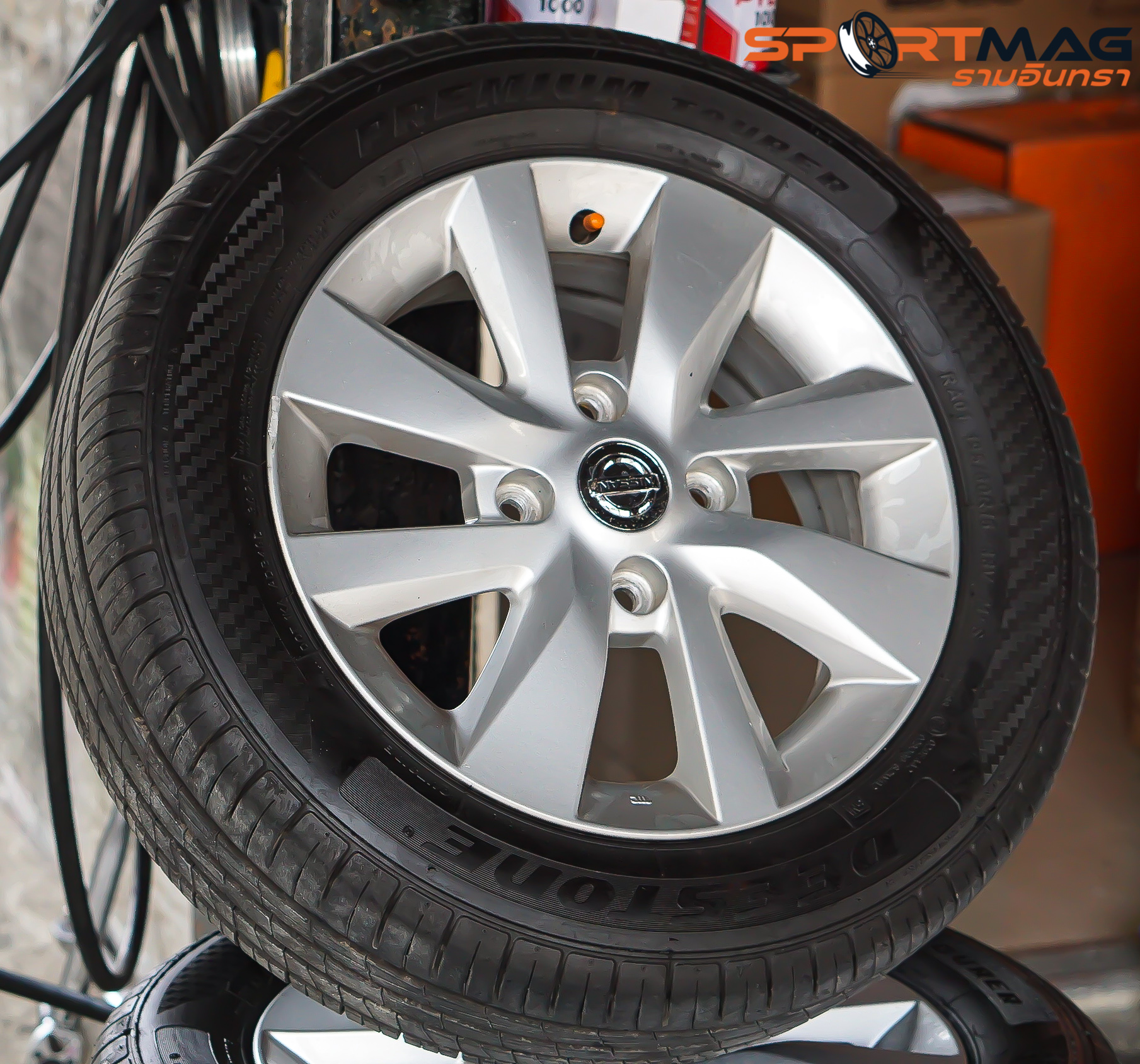 ล้อแม็ก ล้อติดรถ Nissan Livina ขอบ15นิ้ว กว้าง5.5นิ้ว 4รู100 Offset45 สีซิลเวอร์(รามอินทรา)
