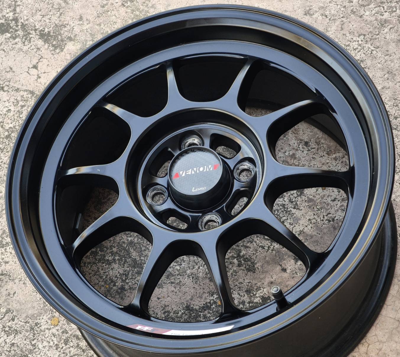 ล้อแม็ก ล้อแม็กพรีเมียม Flowforming Lenso Venom Zero 4รู100 ET35 ดำด้าน กว้าง7 ขอบ15นิ้ว(รามอินทรา)
