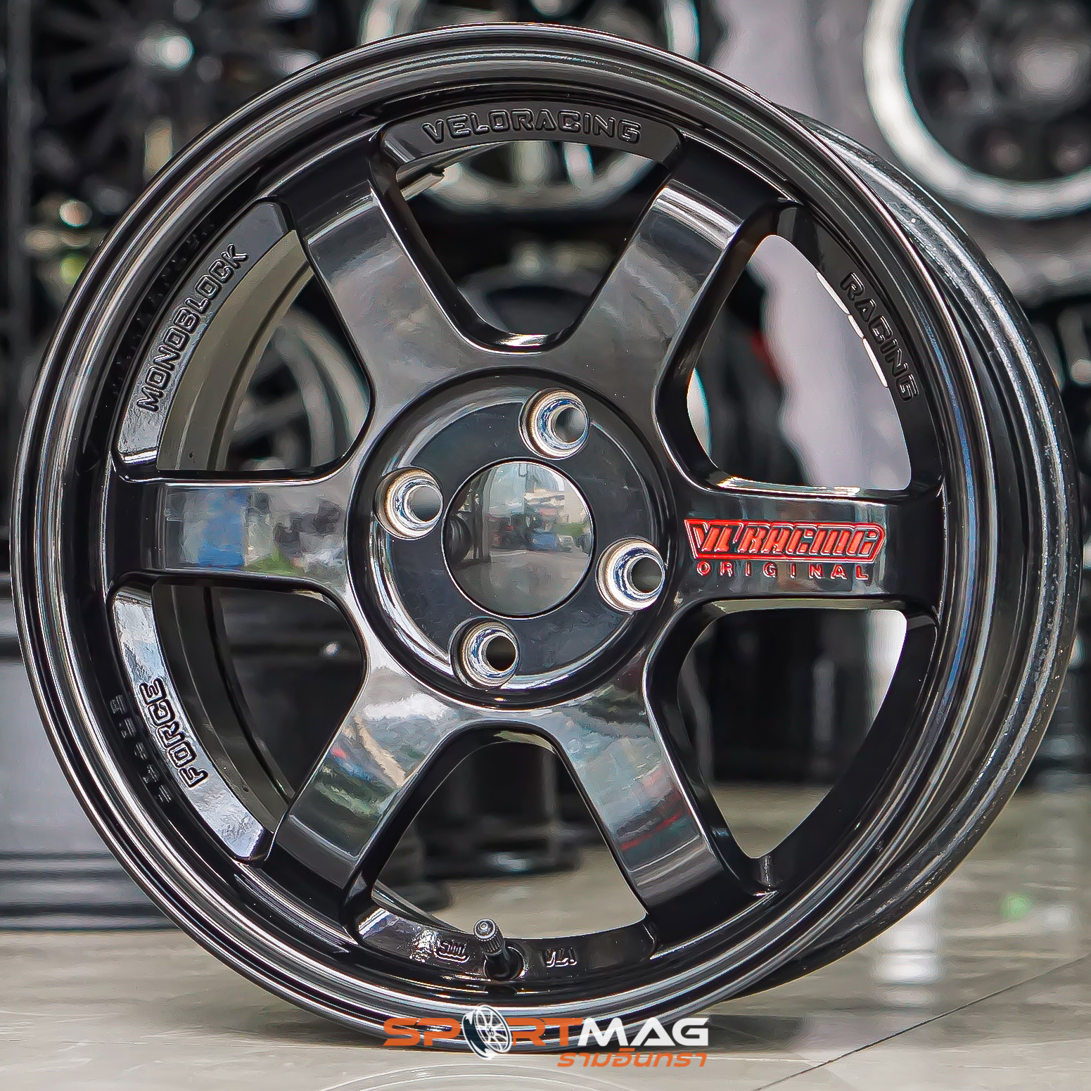 ล้อแม็ก ล้อมือสอง TE37 ขอบ15นิ้ว กว้าง7นิ้ว 4รู100 Offset30 สีดำเงา (รามอินทรา)