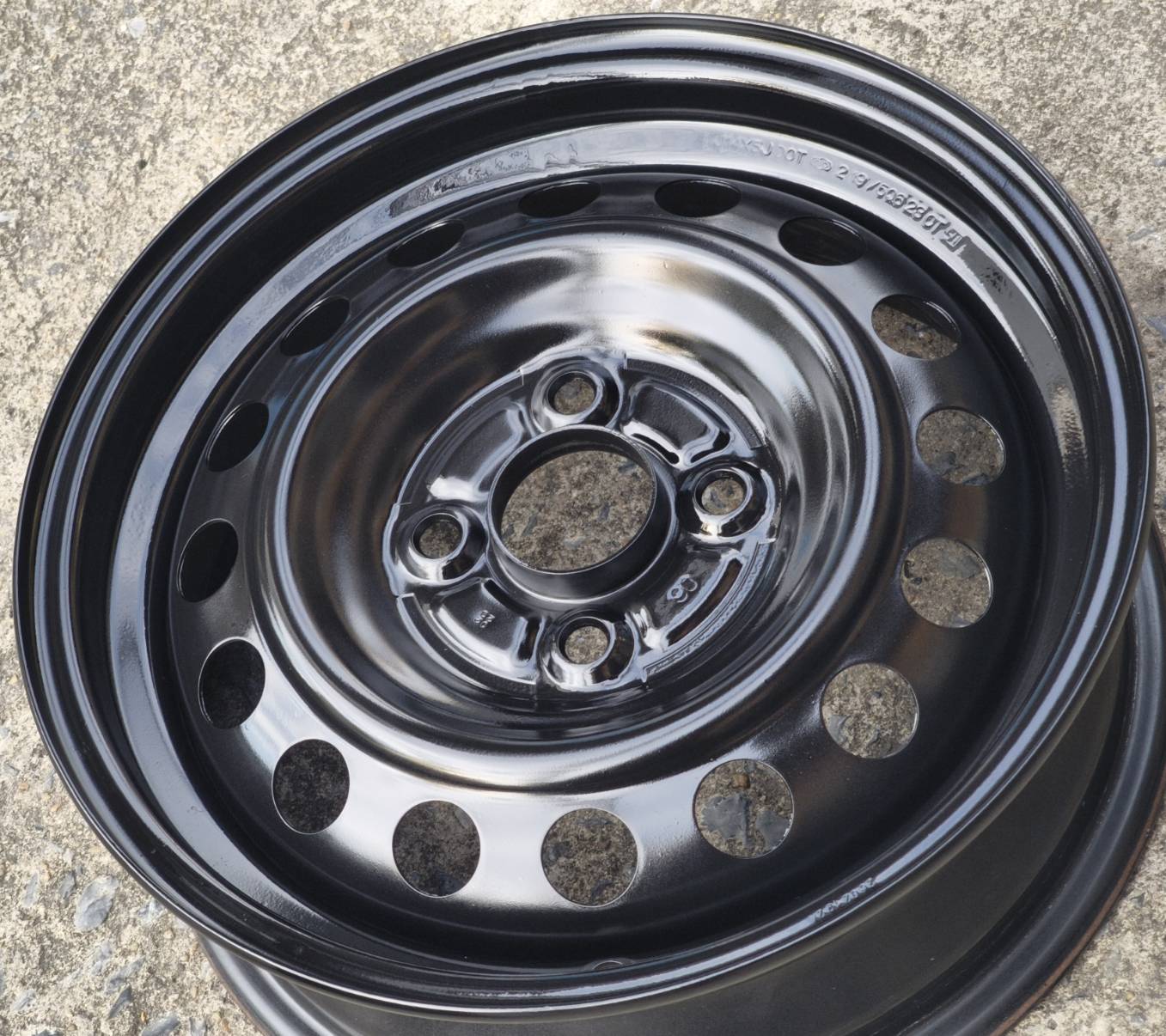 ล้อแม็ก กระทะล้อขอบ14นิ้ว 4รู100 CB56 สีดำ กว้าง 5นิ้ว(รามอินทรา) 