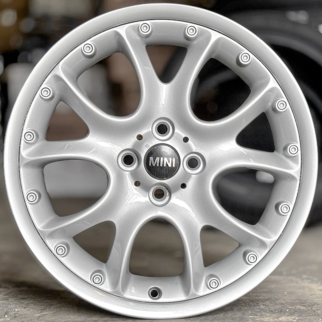 ล้อแม็ก ล้อแม็กมือสองแท้ MINI COOPER ขอบ17นิ้ว กว้าง7นิ้ว 4รู100 Offset48 สีซิลเวอร์(ลาดพร้าว)