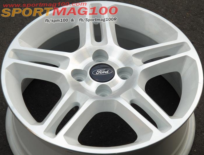 แม็กซ์ติดรถ Ford Fiesta Modify สีขาวหน้ากระจก 16นิ้ว(ลาดพร้าว) ล้อแม็ก แม็กซ์ติดรถ Ford Fiesta Modify สีขาวหน้ากระจก 16นิ้ว(ลาดพร้าว)