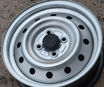 กระทะล้อขอบ14นิ้ว 4รู100 ET40 สีเงิน กว้าง5นิ้ว(รามอินทรา) 