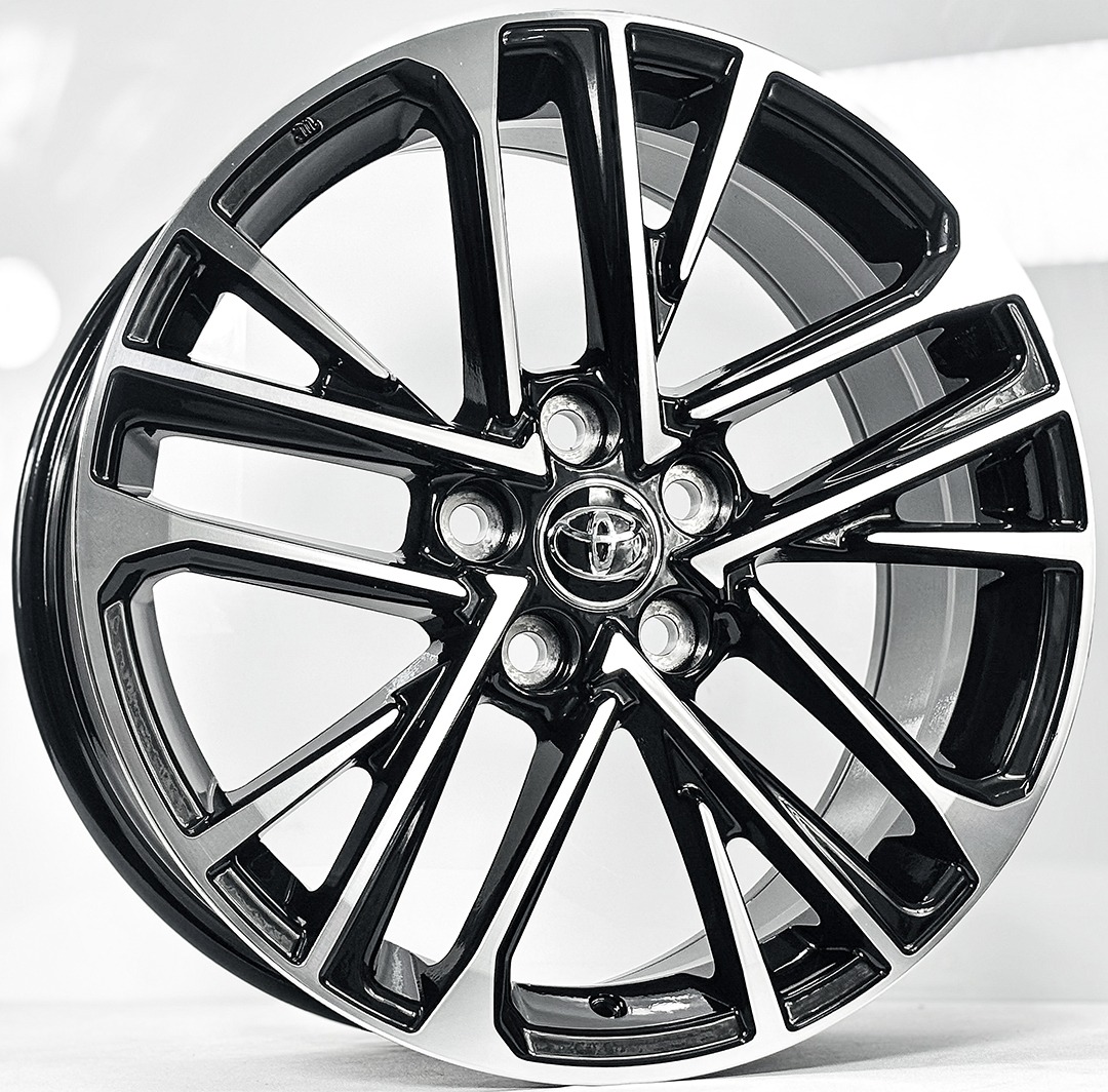 ล้อแม็ก TOYOTA New CAMRY ขอบ18นิ้ว กว้าง8นิ้ว 5รู114.3 Offset50 สีดำหน้าเงา
