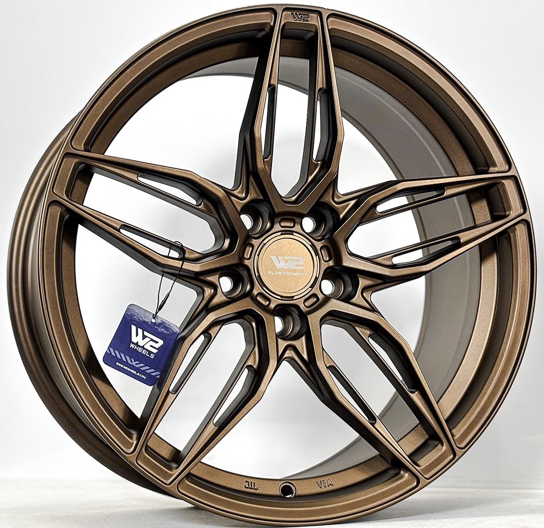 ล้อแม็ก W2 WFF-W Flowforming ขอบ18นิ้ว กว้าง8.5นิ้ว 5รู114.3/112 Offset35 สีSatinBronze